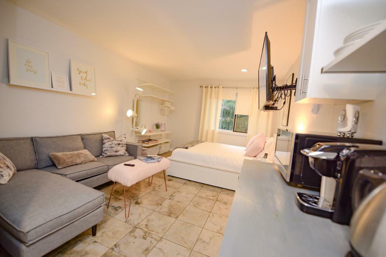 Newly Renovated Whistler Studio المظهر الخارجي الصورة